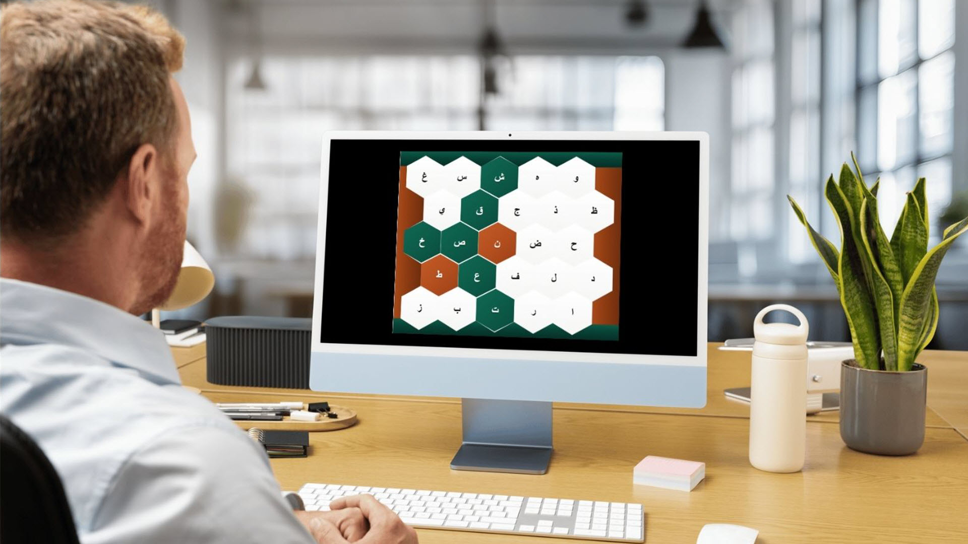 لقطة من تجربة العرض — سداسيات