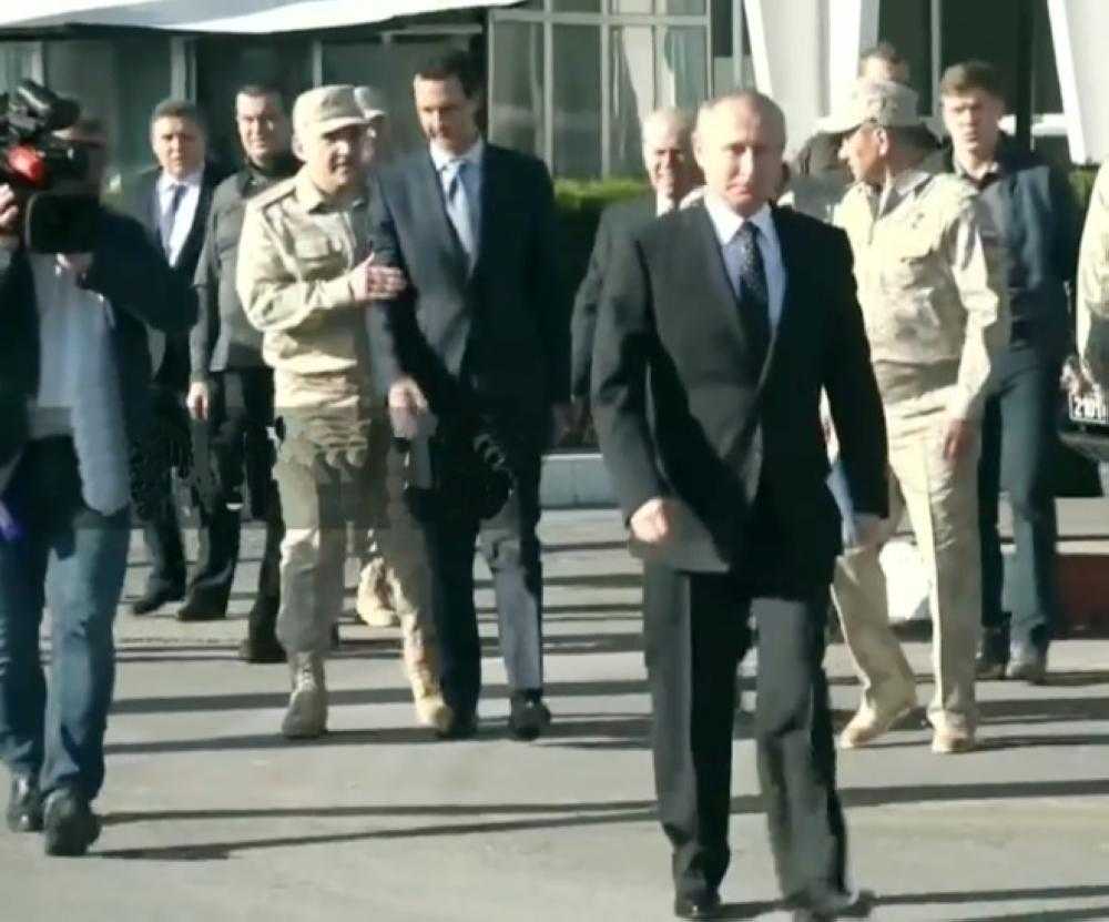 بوتين ينسحب من سوريا